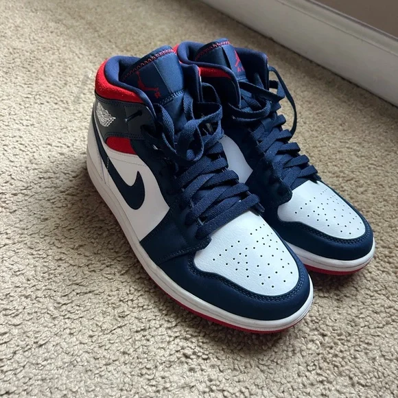 Nike Air Jordan Men's Shoes - Navy, Red, and White - Picture 4 of 4